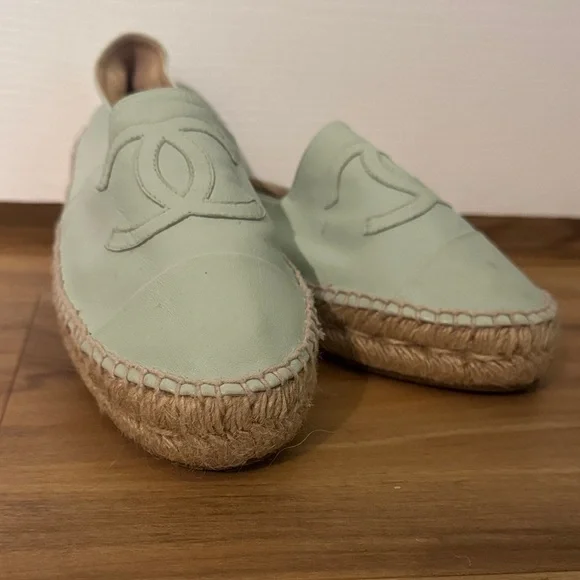 CHANEL Leather Espadrille Flats - Picture 6 of 6